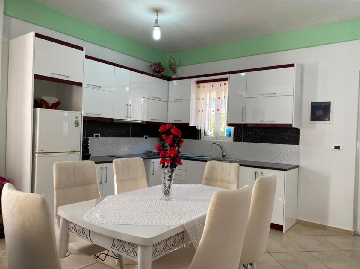 Apartment Krenar Voda Ксамил Екстериор снимка